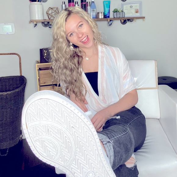 Cute crossed and striped shirt - Picture 2 of 3